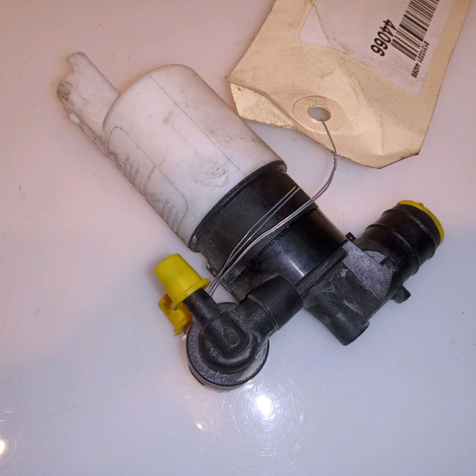Pompe lave-glace avant occasion RENAULT SCENIC II Phase 2 09-2006->04-2009 2.0 DCI 150ch 7700428386 1
