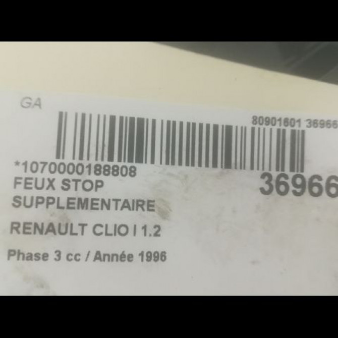 Feux stop supplementaire occasion RENAULT CLIO I Phase 3 03-1996->08-1998 1.2 7700847733 3