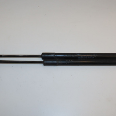 Verin droit hayon occasion DACIA DUSTER Phase 1 03-2010->12-2013 1.5 DCI 110ch 904524666R