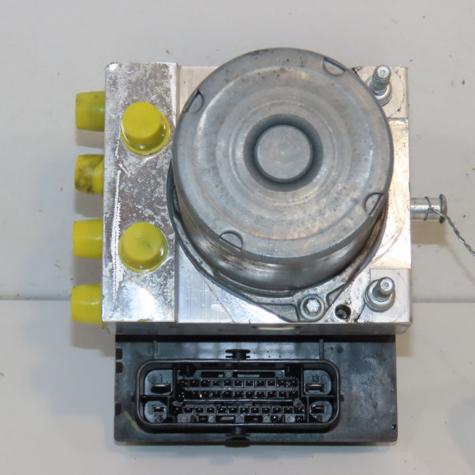 Unité hydraulique ABS occasion DACIA DUSTER Phase 1 03-2010->12-2013 1.5 DCI 110ch 8201288243 3
