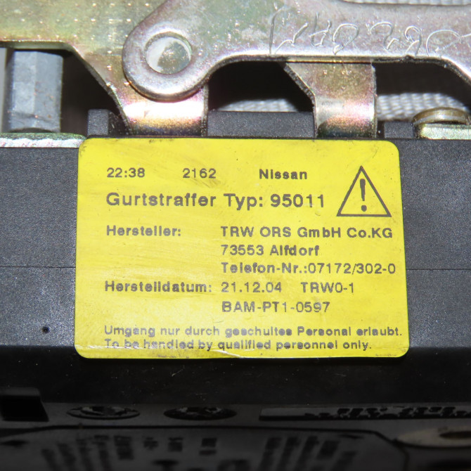 Ceinture avant droite occasion NISSAN MICRA III 86884AY310 5
