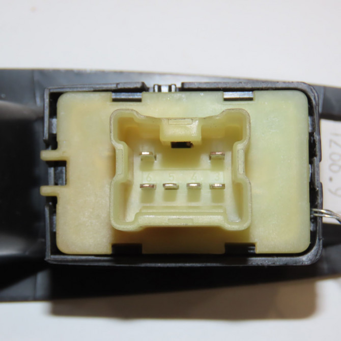 Commande leve-glace porte arrière gauche occasion RENAULT CAPTUR Phase 1 02-2013->... 0.9 90 ch 254218614R 3