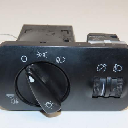 Interrupteur commande de phares occasion SEAT IBIZA II Phase 3 09-1999->03-2002 1.4i 60ch 6K1941531AL56J