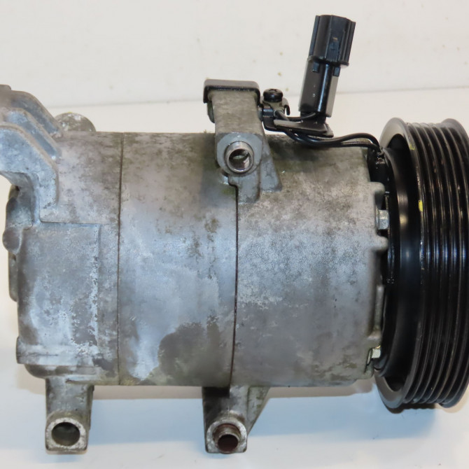 Compresseur air conditionne occasion HYUNDAI IX20 Phase 1 10-2010->... 1.4 CRDI 90ch 977012K001 3