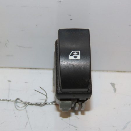 Commande lève-glace porte avant droite occasion RENAULT ESPACE IV Phase 2 03-2006->07-2012 2.0 DCI 150ch 8200220508