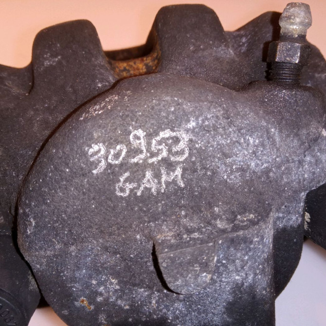 Etrier de frein avant gauche occasion JAGUAR XK I Phase 1 10-1996->12-2005 4.0 4