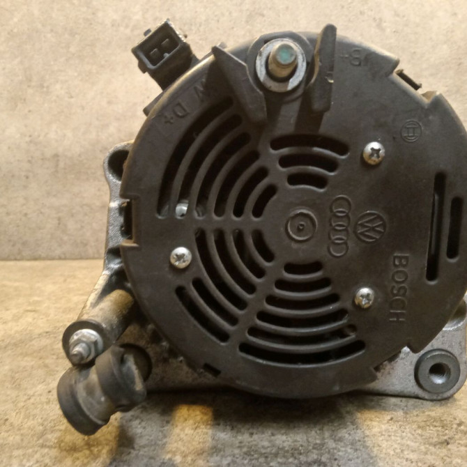 Alternateur occasion VOLKSWAGEN POLO III Phase 1 10-1994->11-1999 1.6 28903018F 2