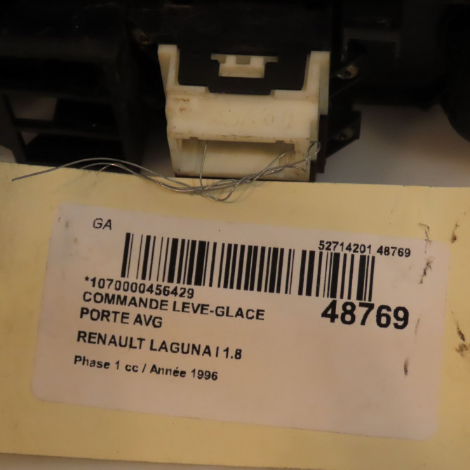 Commande lève-glace porte avant gauche occasion RENAULT LAGUNA I Phase 1 01-1994->04-1998 1.8 7700822683 4