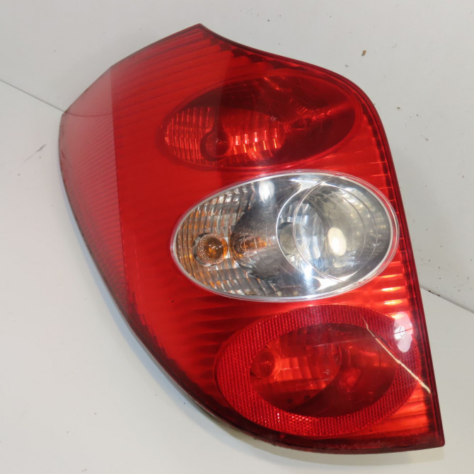 Feu arrière gauche occasion RENAULT LAGUNA II Phase 2 03-2005->09-2007 1.9 DCI 125ch 8200703487 1