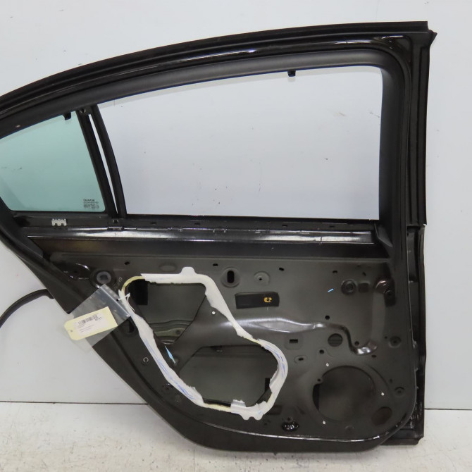 Porte arrière gauche occasion RENAULT LAGUNA III Phase 1 10-2007->10-2010 1.5 DCI 821010023R 2