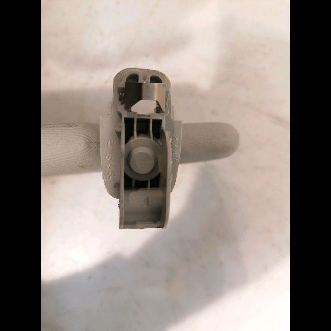 Pare-soleil droit occasion VOLKSWAGEN POLO V POLO V Phase 1 2009-09-01->2014-05-31 1.6 TDI 90ch 6R0857552AL2F4 3