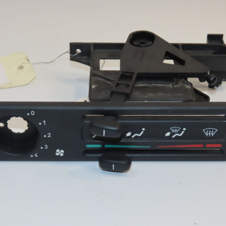 Commande de chauffage occasion PEUGEOT 106 Phase 1 09-1991->04-1996 1.4i 6445G7