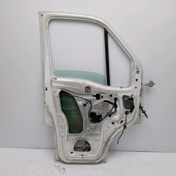 Porte avant gauche occasion RENAULT MASTER II 7751474636 3