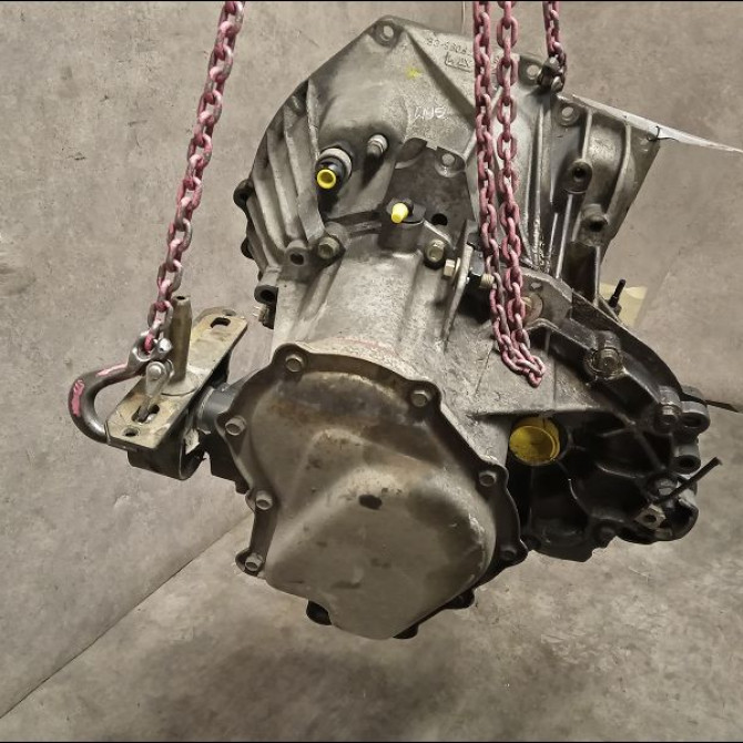 Boîte à vitesse mecanique occasion FORD KA I Phase 1 10-1996->10-2008 1.3i 8v 60ch 1095740 4