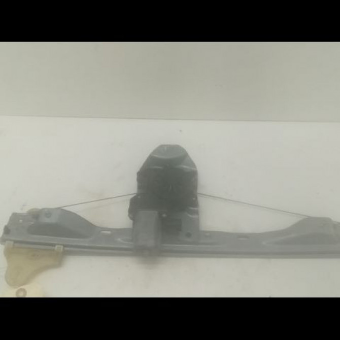 Mecanisme+moteur leve-glace avg occasion RENAULT TWINGO III Phase 1 06-2014->... 1.0 SCE 12v 70ch 807215092R 1