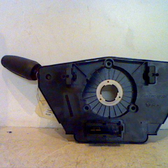 Bloc commodos occasion OPEL CORSA IV Phase 2 01-2011->03-2015 13142283 2