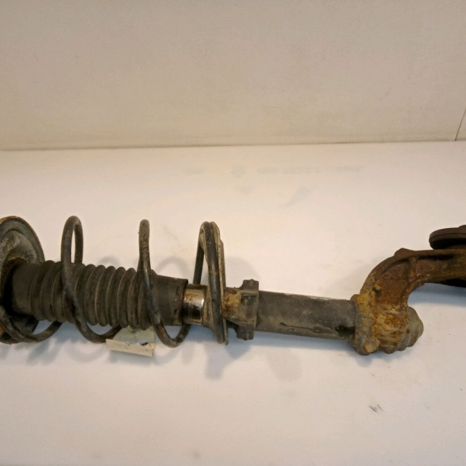 Demi train avant droit occasion PEUGEOT 106 Phase 2 04-1996->09-2003 1.0i 330774 1