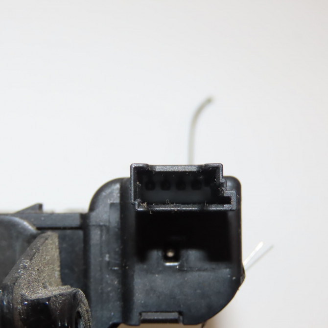 Serrure coffre arrière occasion B.M.W. SERIE 3 VI Phase 1 11-2011->... 320d 184ch 51247191212 3