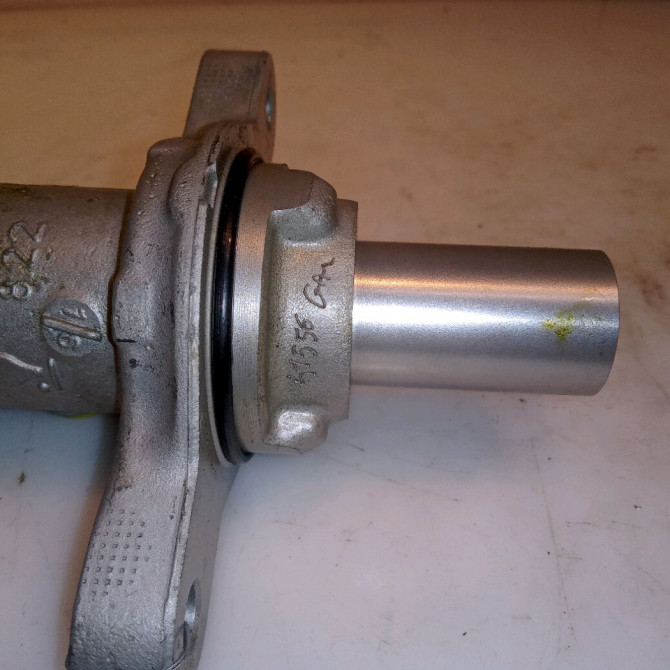 Maitre cylindre occasion PEUGEOT RIFTER 1638051480 4