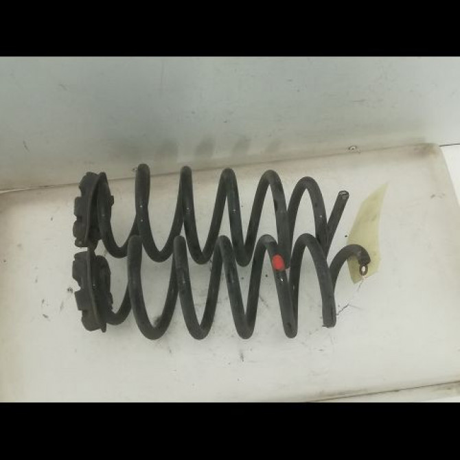 Ressort amortisseur ard occasion RENAULT CAPTUR Phase 1 02-2013->... 0.9 90 ch 550208225R 2