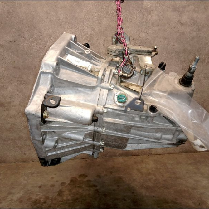 Boîte à vitesse mecanique occasion RENAULT SCENIC II Phase 2 09-2006->04-2009 1.6i 16v 7701477611 2