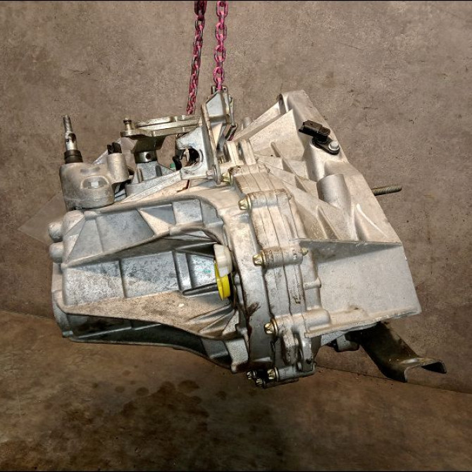 Boîte à vitesse mecanique occasion RENAULT SCENIC II Phase 2 09-2006->04-2009 1.6i 16v 7701477611 3