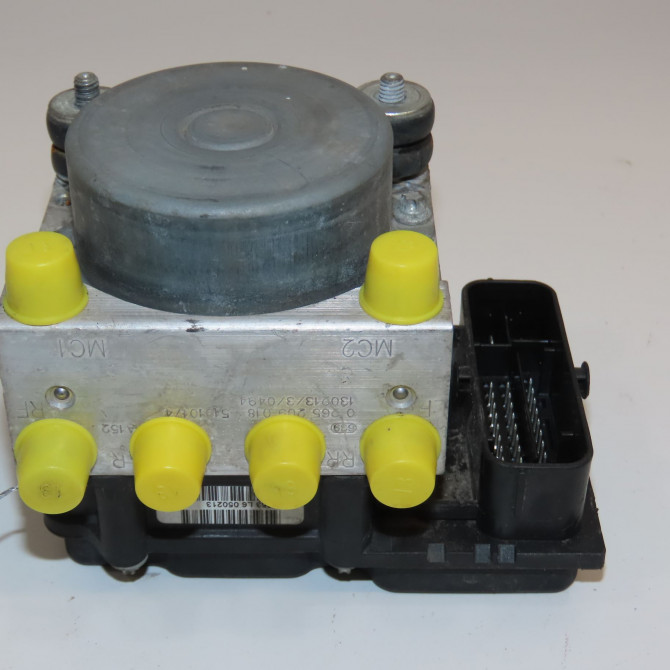 Unité hydraulique ABS occasion FIAT PUNTO III Phase 1 01-2012->... 1.2i 69ch 71771835 2