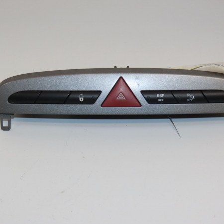 Bouton de warning occasion PEUGEOT 308 I Phase 1 09-2007->03-2011 2.0 HDI 16v 136ch 98060428XT