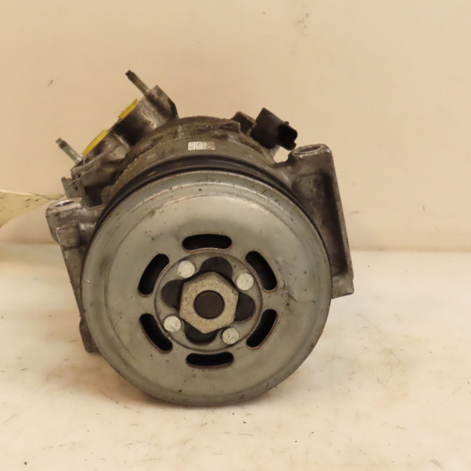 Compresseur air conditionne occasion PEUGEOT 9828684880 1