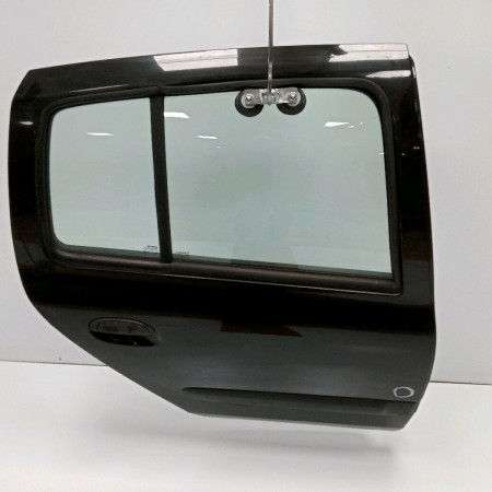 Porte arrière droite occasion RENAULT CLIO II Phase 2 06-2001->07-2006 1.4 16v