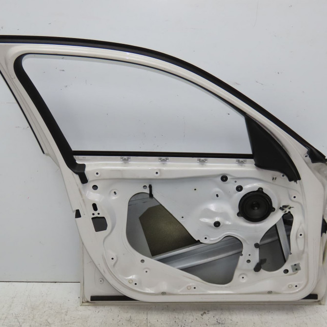 Porte avant gauche occasion B.M.W. SERIE 1 II Phase 1 08-2011->06-2015 116D 116ch 41009628759 2