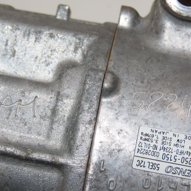 Compresseur air conditionne occasion  9828684880 6