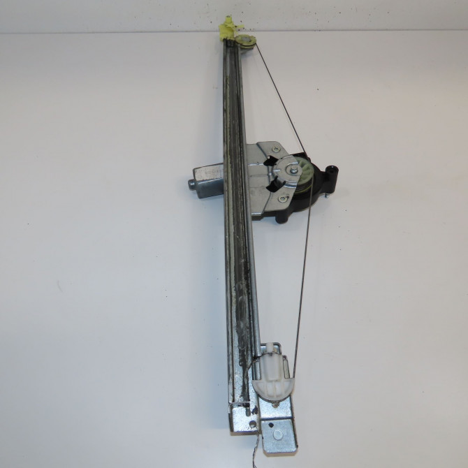 Mecanisme + moteur lève-glace avant droit occasion RENAULT TRAFIC II Phase 2 08-2006->... 2.0 DCI 115ch 7700311821 2