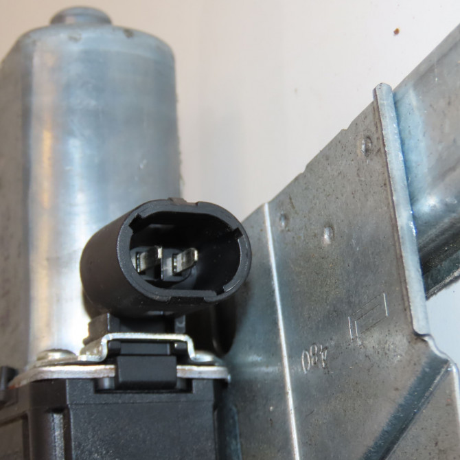 Mecanisme + moteur lève-glace avant droit occasion RENAULT TRAFIC II Phase 2 08-2006->... 2.0 DCI 115ch 7700311821 3