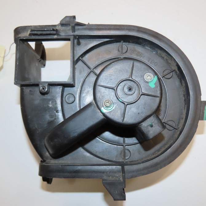 Ventilateur de chauffage occasion RENAULT CLIO II Phase 1 03-1998->06-2001 1.2 7701051270 3