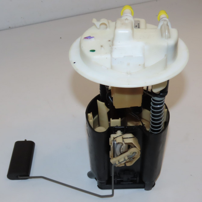 Jauge a carburant occasion PEUGEOT 607 Phase 1 11-1999->09-2004 2.2 HDI 1