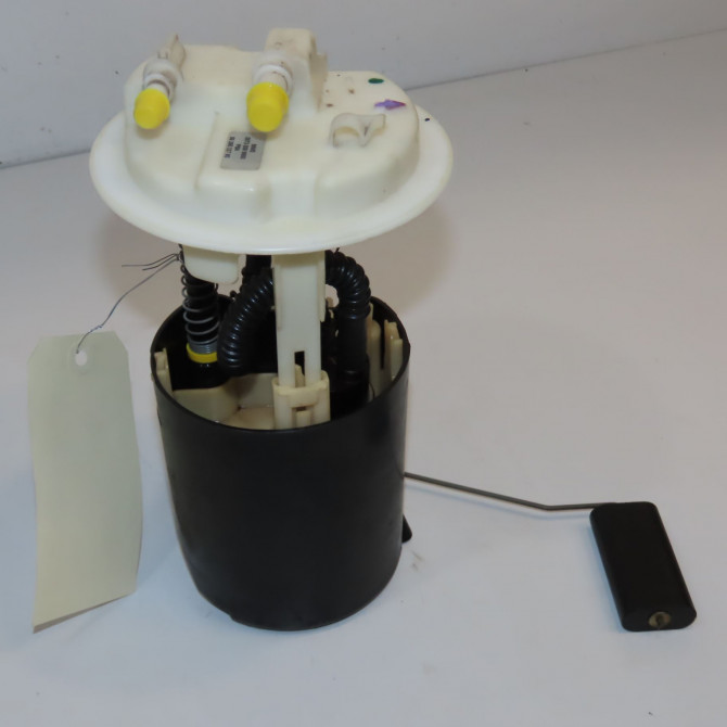 Jauge a carburant occasion PEUGEOT 607 Phase 1 11-1999->09-2004 2.2 HDI 2