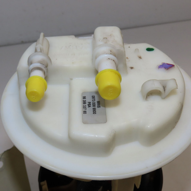 Jauge a carburant occasion PEUGEOT 607 Phase 1 11-1999->09-2004 2.2 HDI 3