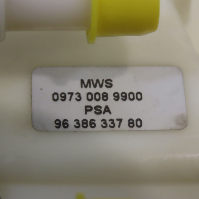 Jauge a carburant occasion PEUGEOT 607 Phase 1 11-1999->09-2004 2.2 HDI 5