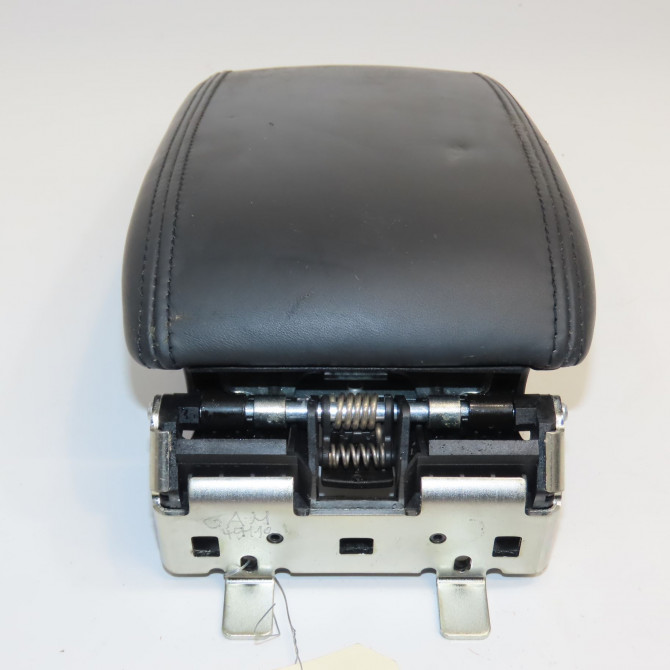 Vide poche occasion PEUGEOT RCZ Phase 2 09-2012->... 2.0 HDI 160ch 8226WV 3