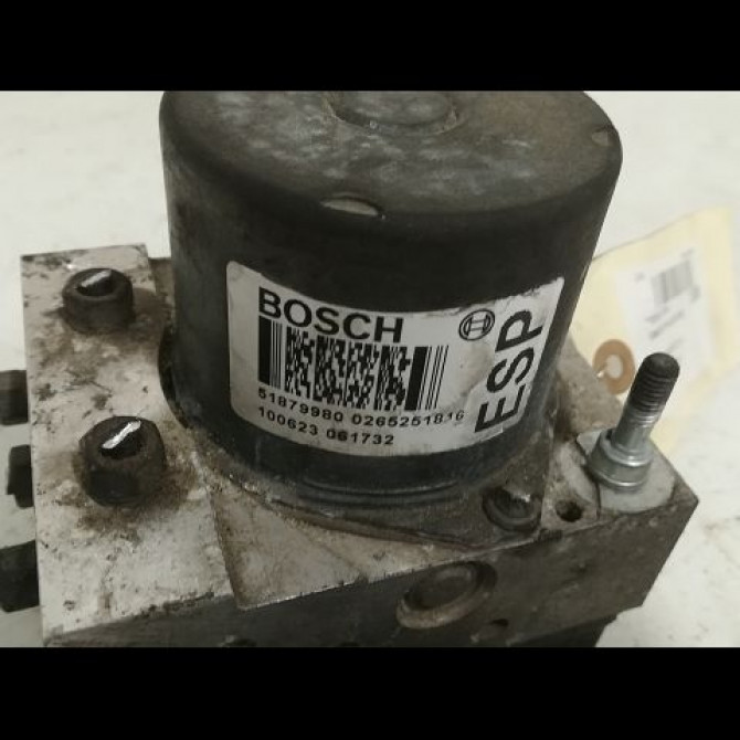 Unité hydraulique ABS occasion ALFA ROMEO MI.TO MI.TO Phase 1 2008-09-01->2016-12-31 1.6 JTDm 120ch 71754701 3