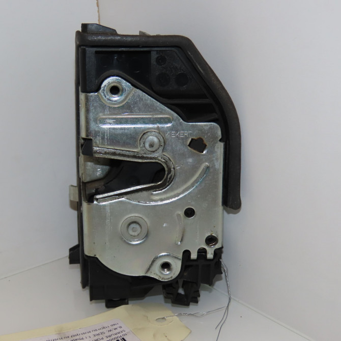Serrure porte avd occasion B.M.W. SERIE 1 I Phase 2 01-2007->07-2011 116D 115CH 51217229458 2
