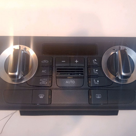 Commande de chauffage occasion AUDI A3 II Phase 2 06-2008->07-2012 8P0820043BMXHA