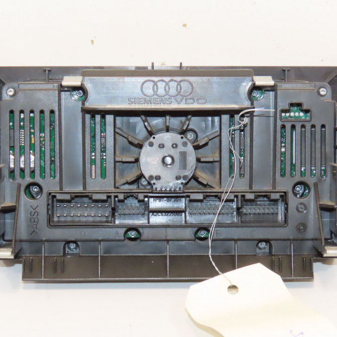 Commande de chauffage occasion  8P0820043BMXHA 2