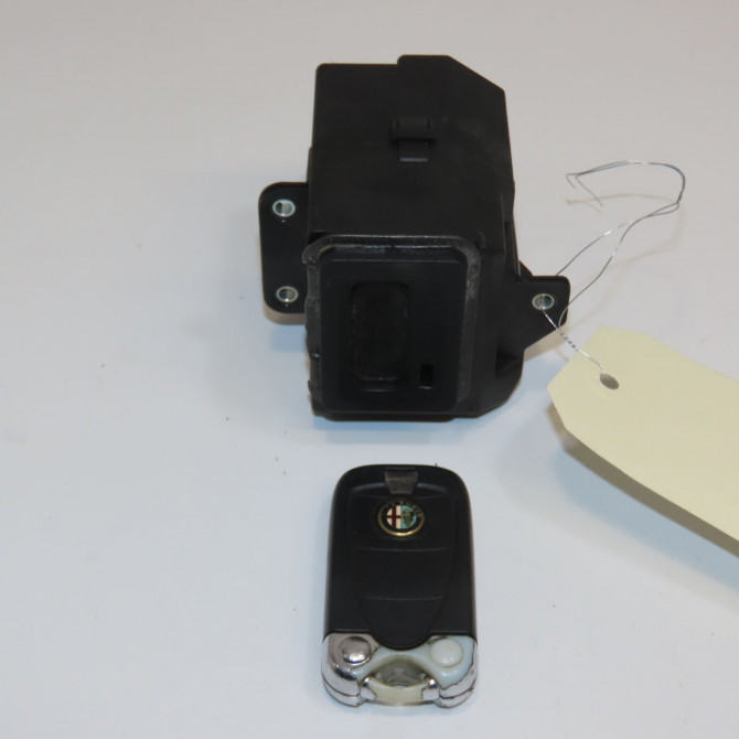 Lecteur de carte occasion ALFA ROMEO 159 Phase 1 09-2005->05-2013 1.9 JTDm 120ch 2