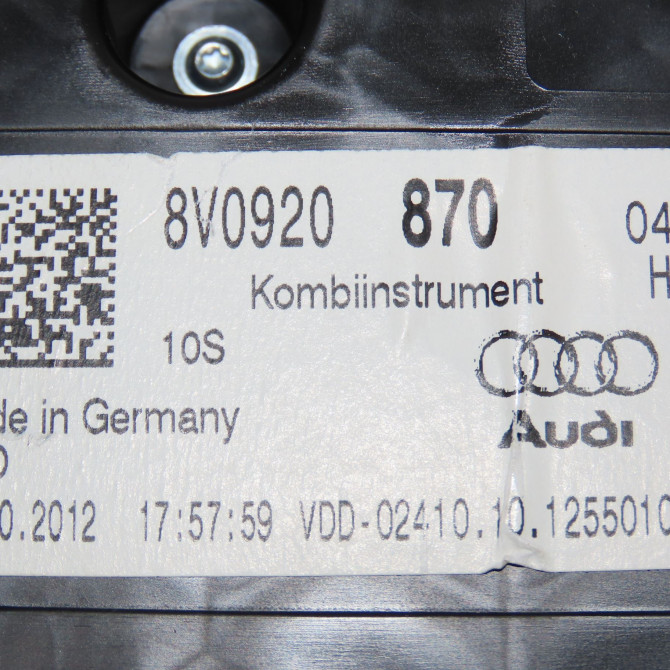 Compteur occasion  8V0920870 4