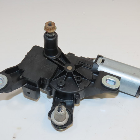 Moteur essuie-glace arrière occasion  8V0955711B