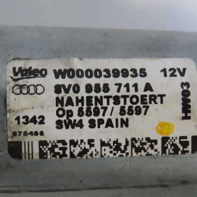 Moteur essuie-glace arrière occasion  8V0955711B 4