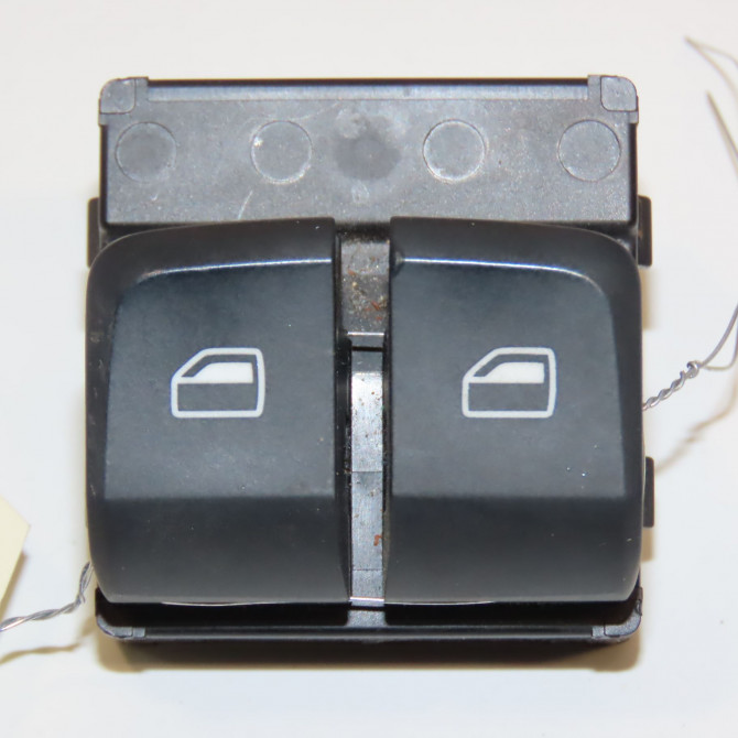 Commande lève-glace porte avant gauche occasion  8V0959851B 1