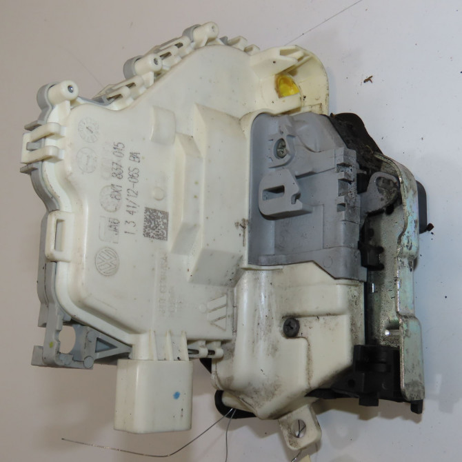 Serrure porte avg occasion  8X1837015B 2